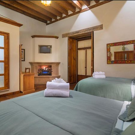 Hotel Casa Del Naranjo Пацкуаро Экстерьер фото