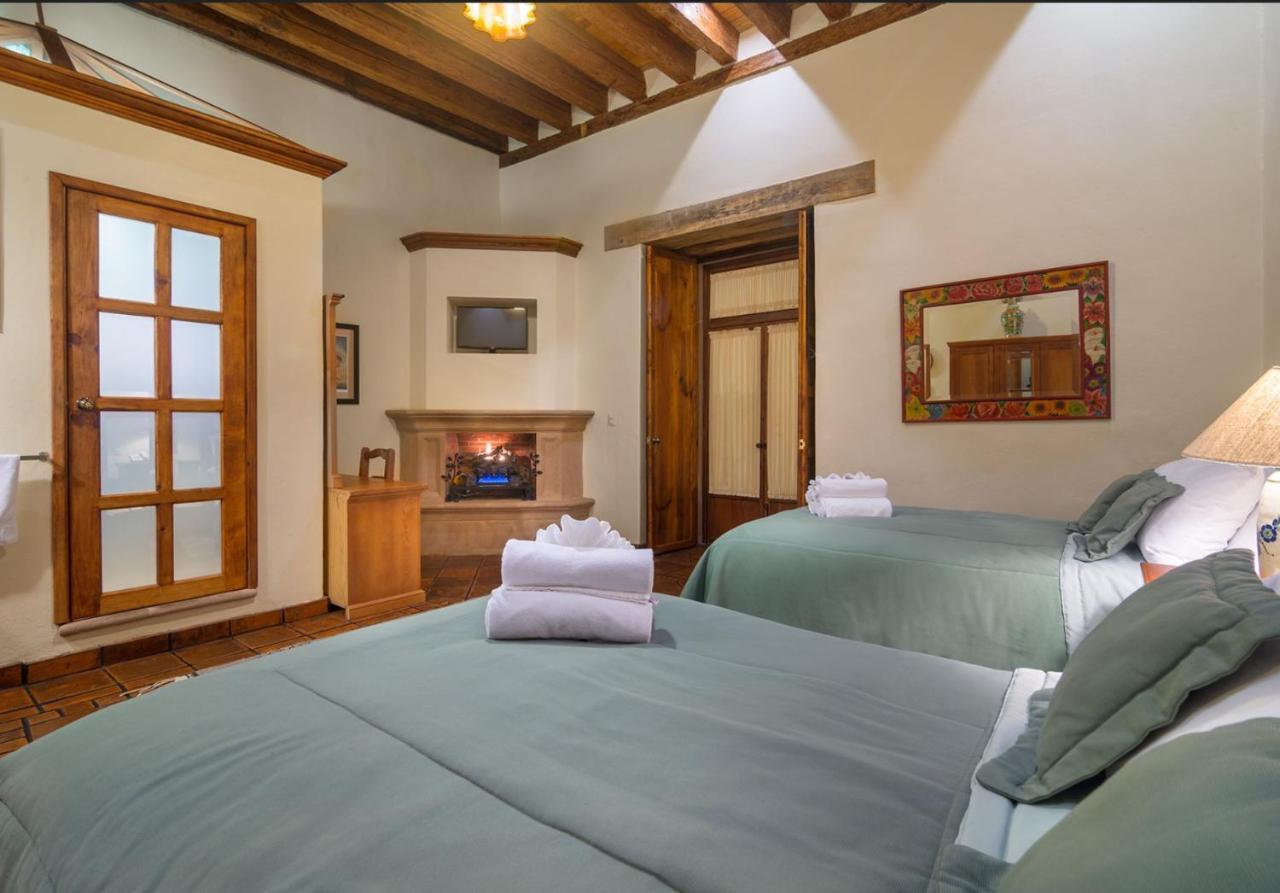 Hotel Casa Del Naranjo Пацкуаро Экстерьер фото