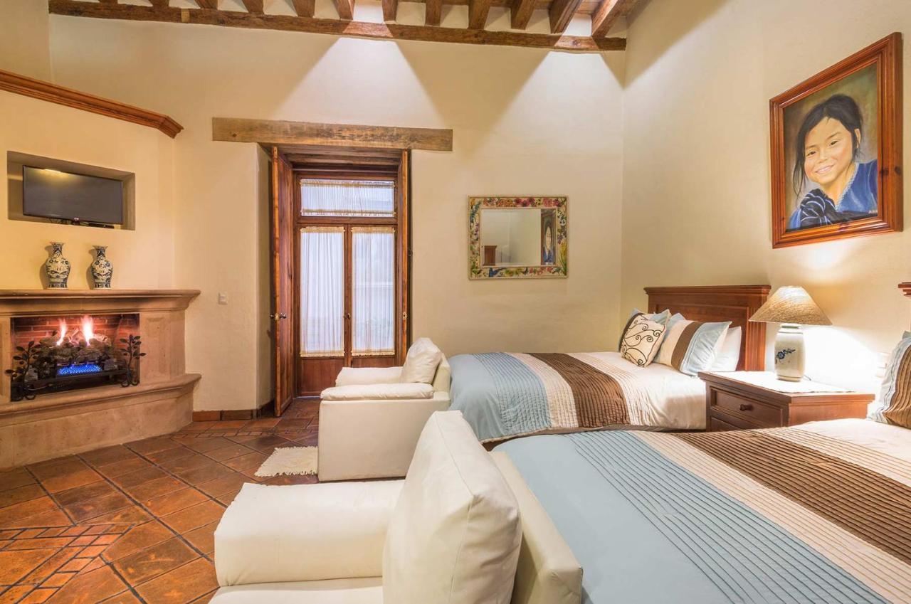 Hotel Casa Del Naranjo Пацкуаро Экстерьер фото