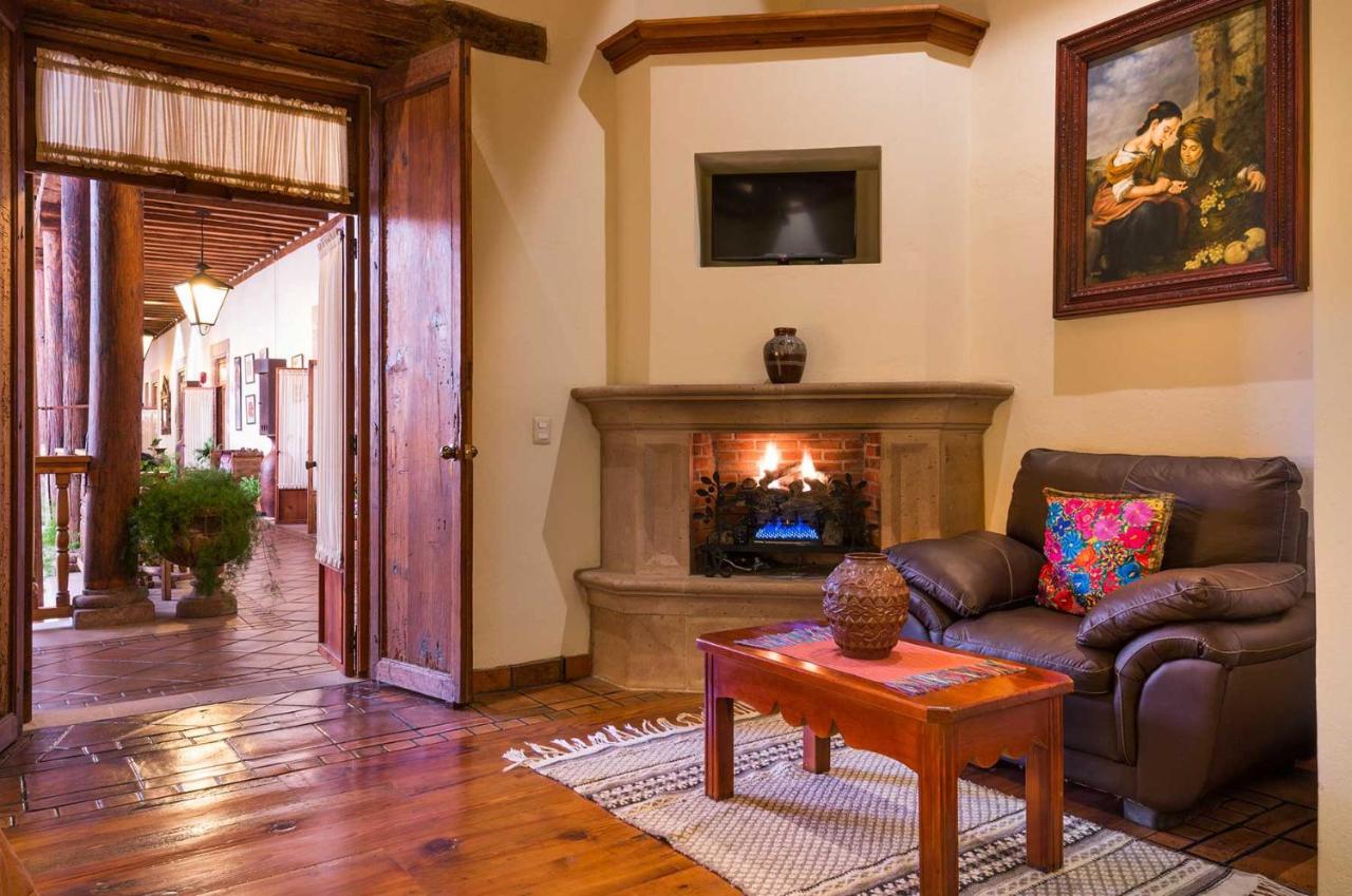 Hotel Casa Del Naranjo Пацкуаро Экстерьер фото