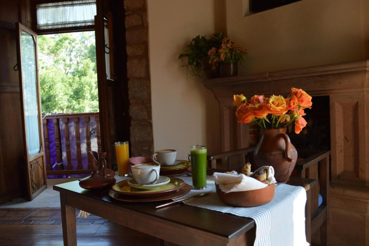Hotel Casa Del Naranjo Пацкуаро Экстерьер фото