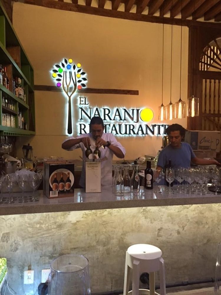 Hotel Casa Del Naranjo Пацкуаро Экстерьер фото