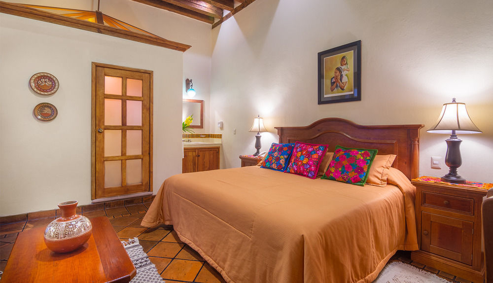 Hotel Casa Del Naranjo Пацкуаро Экстерьер фото